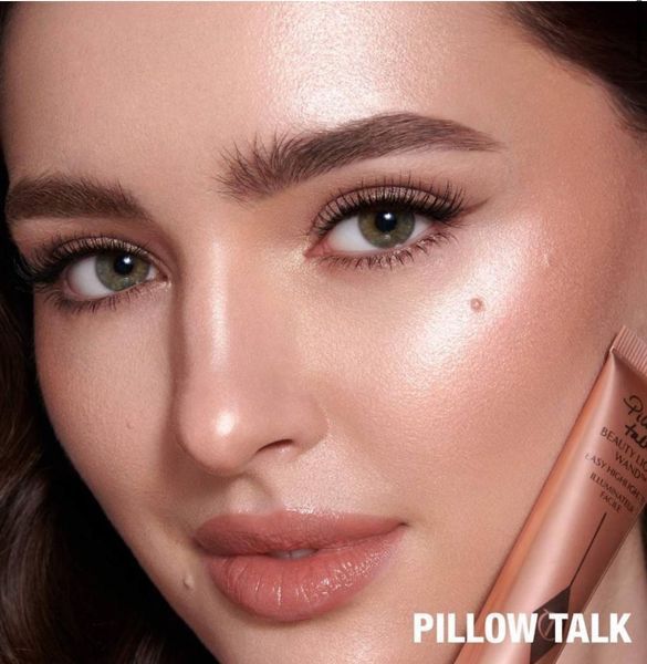 Кремовий хайлайтер Charlotte Tilbury Beauty Light Wand Easy Highlighter відтінок Pillow Talk, 12 мл 000030 фото